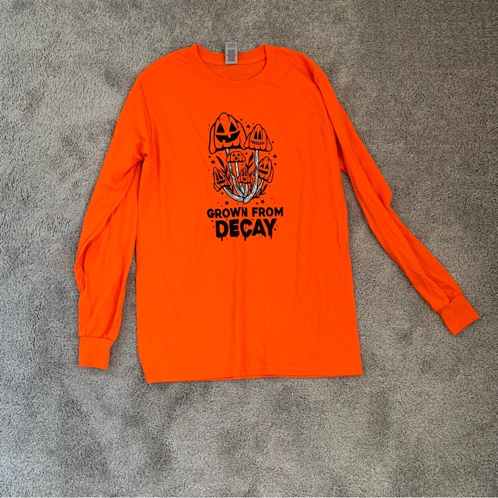 NWOT NYAB GROWN FROM DECAY HALLOWEEN MUSHROOM LONGSLEEVE TEE ORANGE